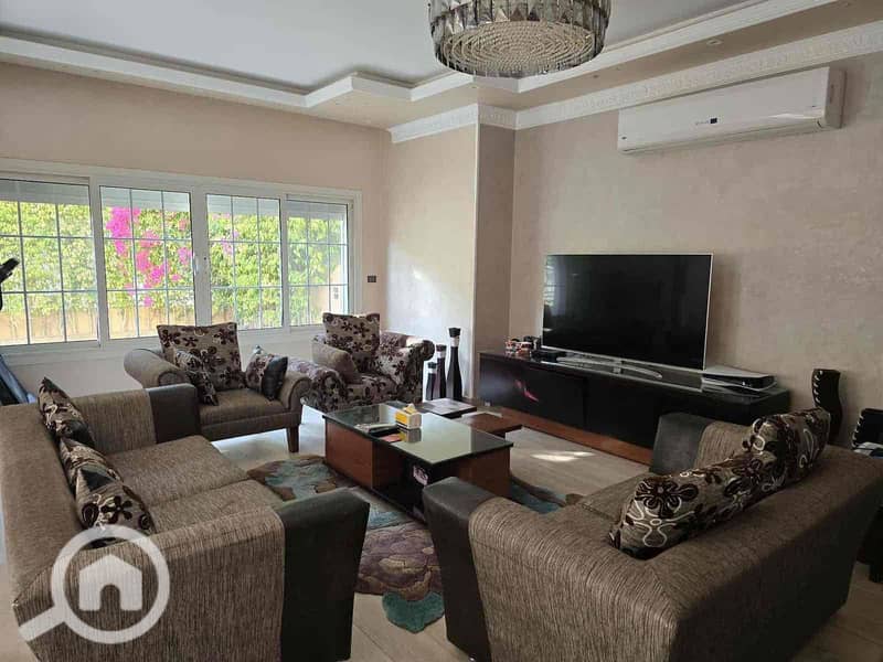 ee8c6458-d9f3-441d-a661-4c8c7c7c1dd4. jpg