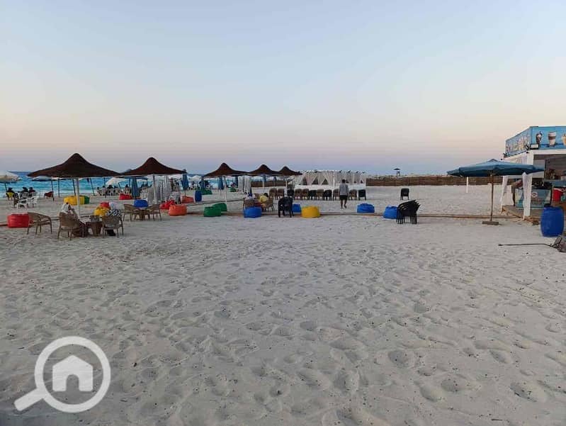 9 ca30e1f1-9f26-41c5-80ef-7e2759f1bb78. jpg