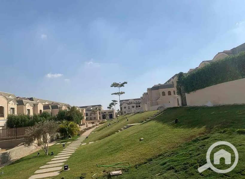 5 0f9ab06c-c447-492f-a9e2-e7eba2709957. jpg