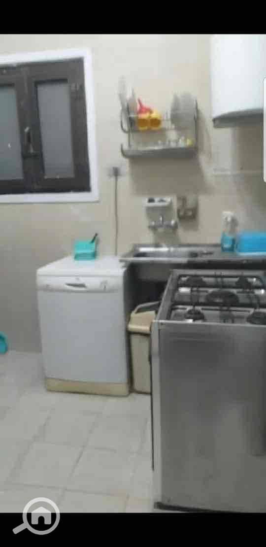 8 0eb72c60-7557-4d28-b072-558a135a843b. jpg