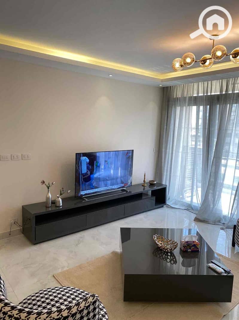 4 7d4305ad-e257-4955-8c12-4f675c3ffe09. jpg