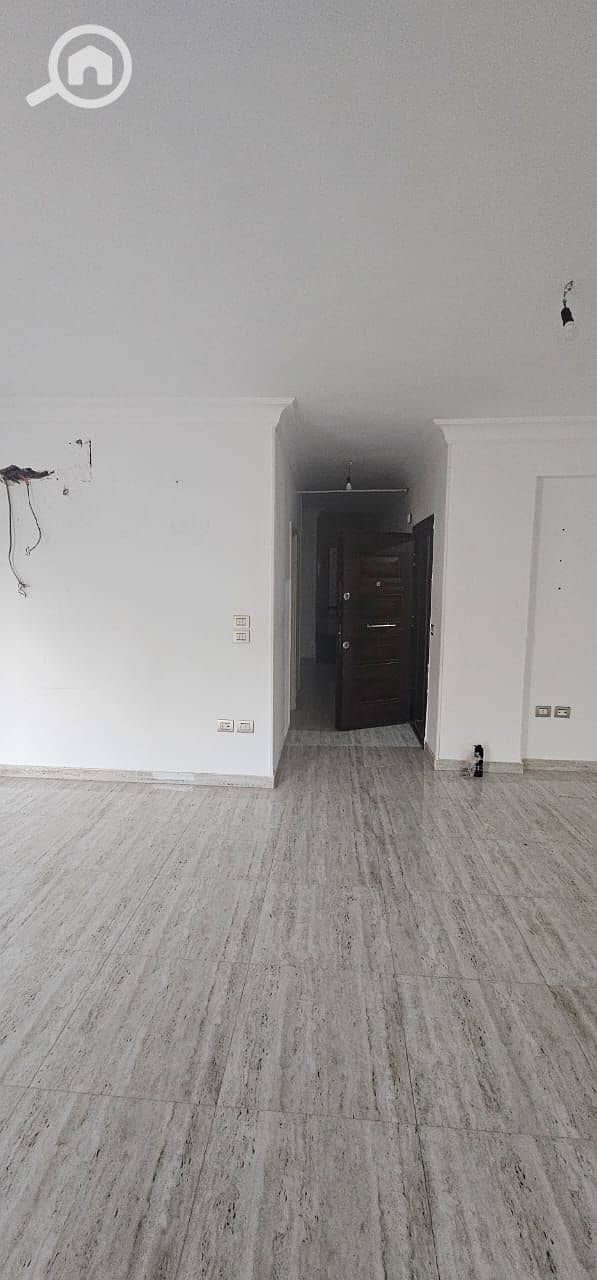 4 WhatsApp Image 2025-11-25 at 09.08. 24 (2). jpeg