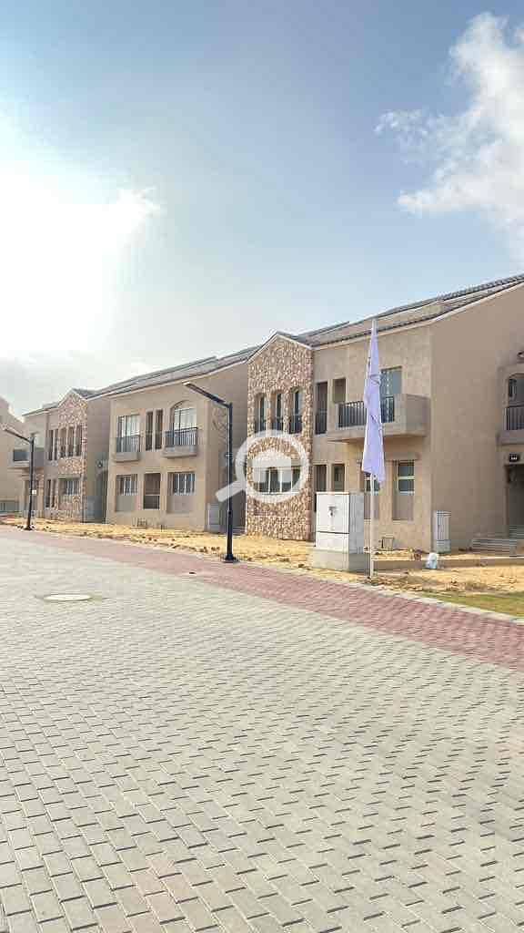 3 b0906728-c72b-46cb-b98a-f44ffc98d692. jpg