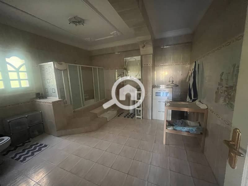 11 WhatsApp Image 2025-11-25 at 09.32. 13 (2). jpeg