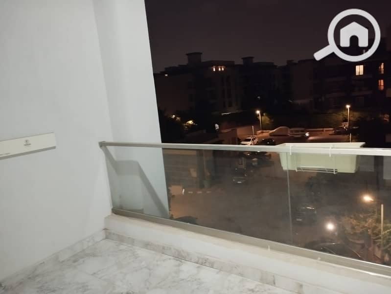 2 WhatsApp Image 2025-11-25 at 09.36. 00. jpeg