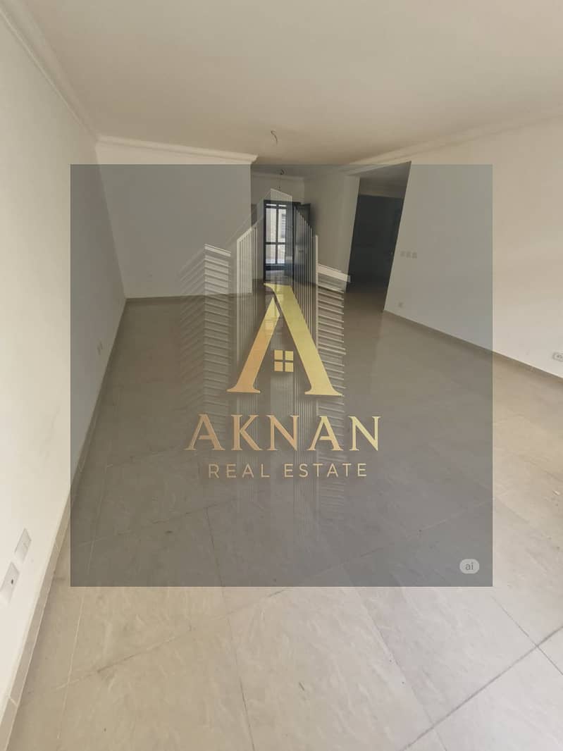 2 WhatsApp Image 2025-11-23 at 16.35. 11 (1). jpeg