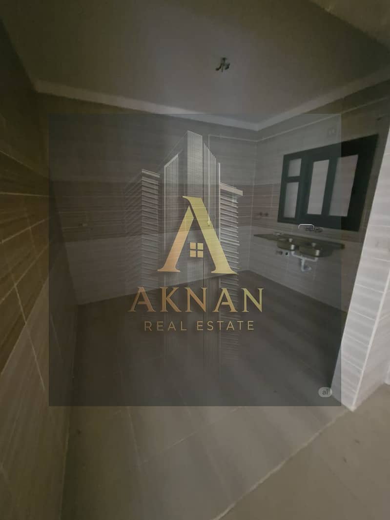 8 WhatsApp Image 2025-11-23 at 16.35. 09 (2). jpeg