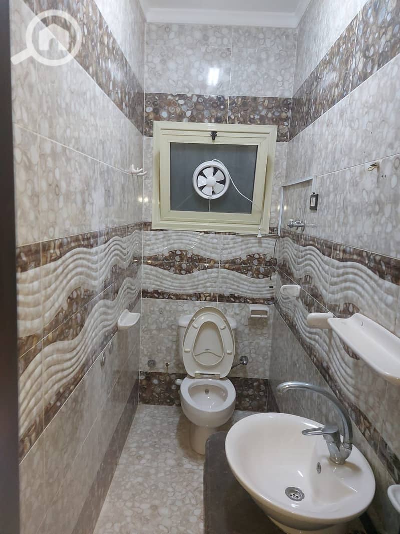 16 WhatsApp Image 2025-11-25 at 10.19. 29 AM (1). jpeg