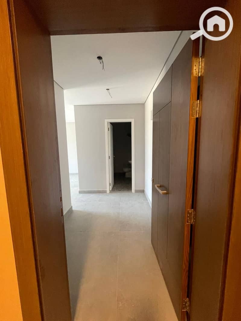 10 WhatsApp Image 2025-11-24 at 2.48. 10 PM. jpeg