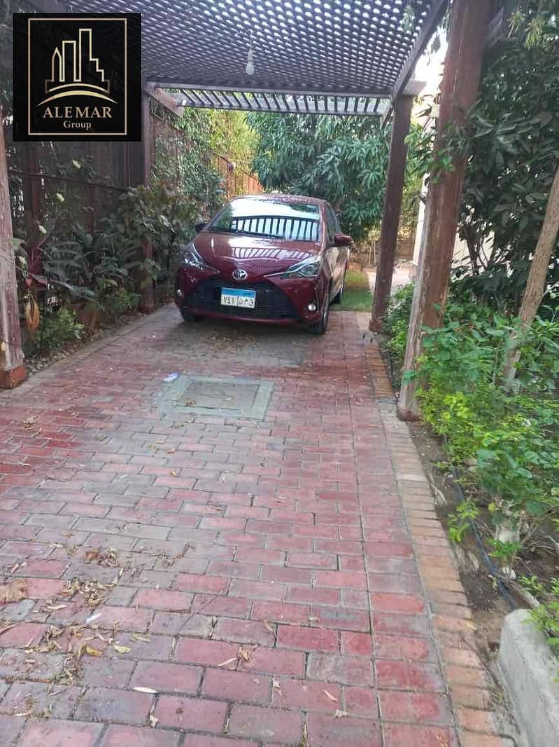 8 49d6bc87-6af5-4b35-a1de-a0a1d93b706b. jpg