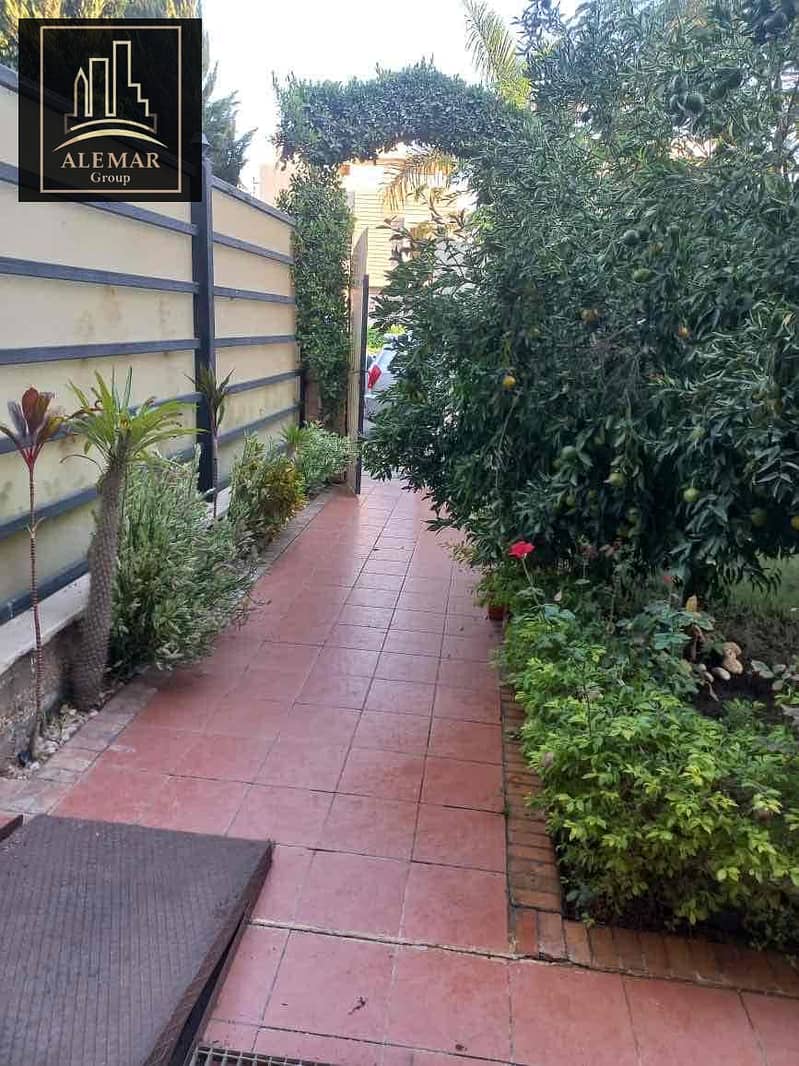 9 9b51812a-4dcb-4fc1-9b30-71600c87d37c. jpg