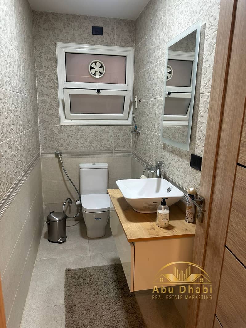 5 3c022591-99f6-466a-be60-8efcf1f61fee. jpg