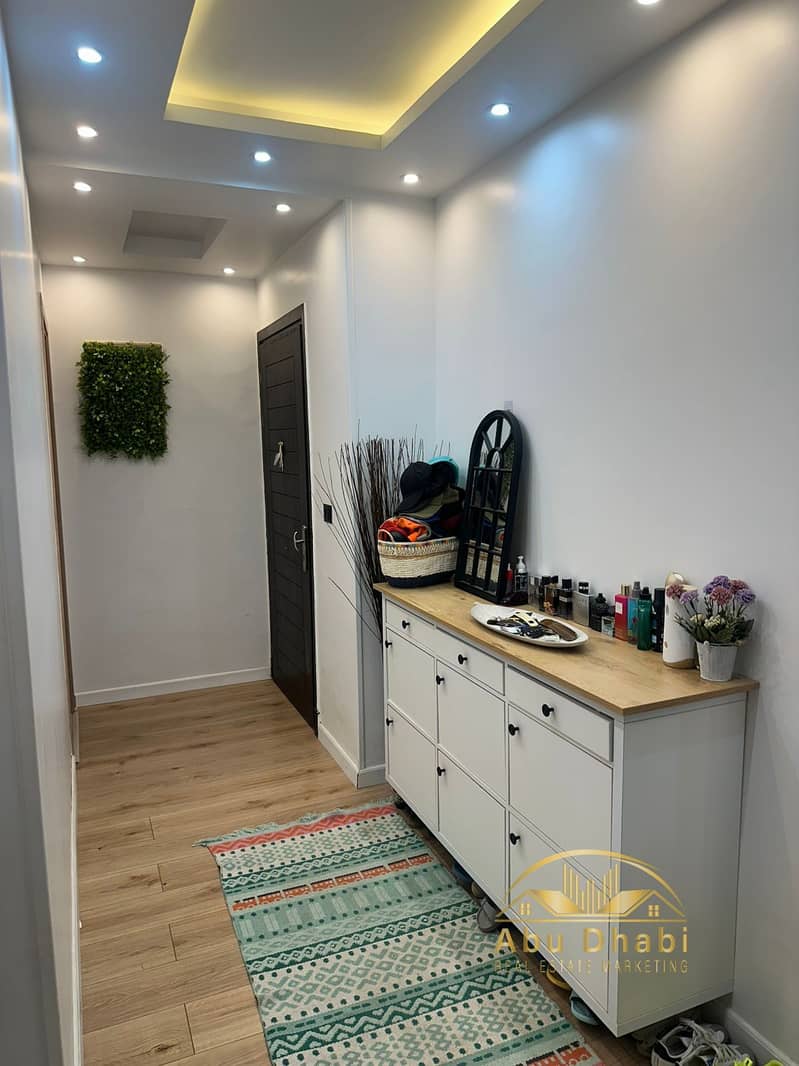 8 e25e4a9c-d06e-4c05-8191-4e3e7b8259a5. jpg