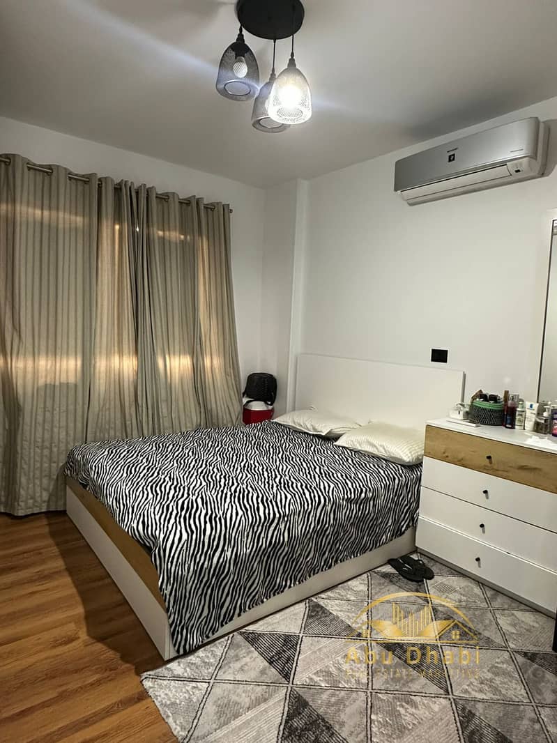 16 c8584c1b-e203-4cd6-8cb8-c97c2531c0f3. jpg