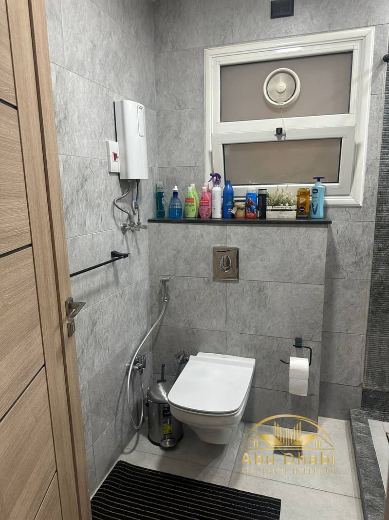 20 0aa53fb9-e6cc-457b-bf57-b2c8857f01bb. jpg