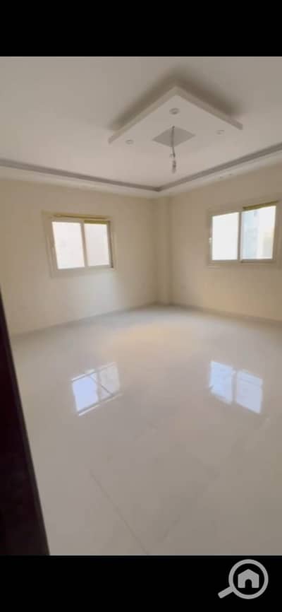 شقة 3 غرف نوم للبيع في الشيخ زايد، الجيزة - IMG-20251123-WA0037. jpg