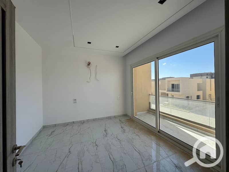 10 WhatsApp Image 2025-10-12 at 12.30. 53 PM. jpeg