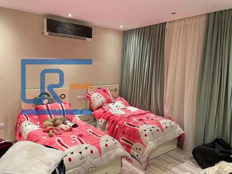 3 WhatsApp Image 2025-08-13 at 11.10. 07 PM. jpeg