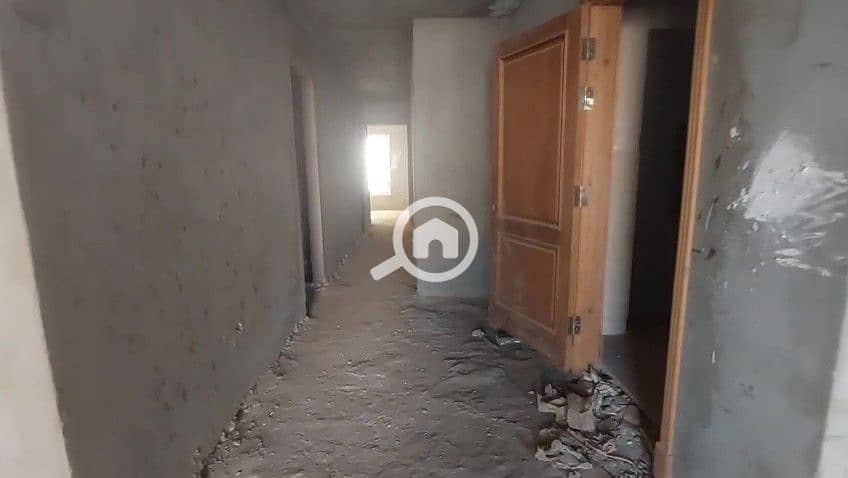 3 WhatsApp Video 2025-11-24 at 13.32. 22_b51d7c4e - frame at 0m14s. jpg