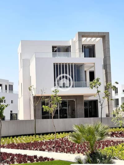 6 Bedroom Villa for Sale in 6th of October, Giza - WhatsApp Image 2025-02-05 at 11.47. 42 PM. jpeg