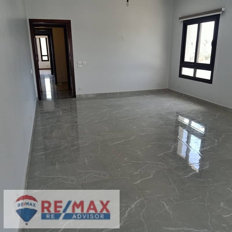 4 WhatsApp Image 2025-11-18 at 2.52. 51 PM (2). jpeg