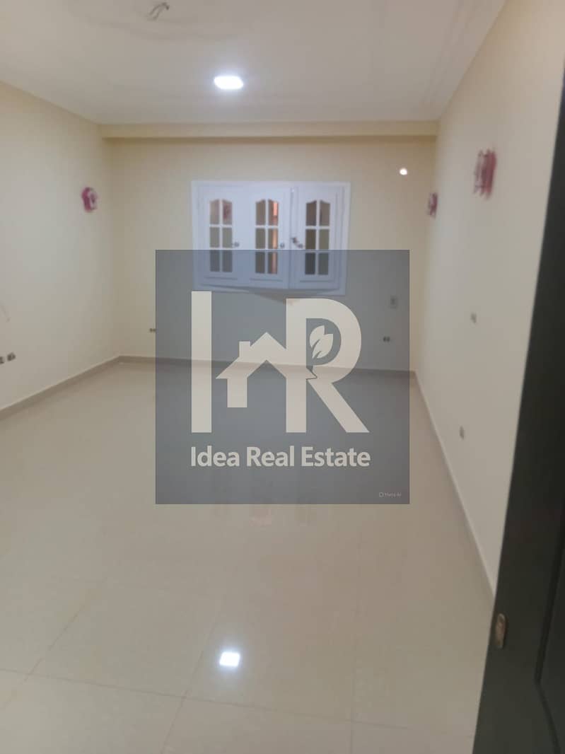 2 WhatsApp Image 2025-11-18 at 1.29. 49 PM (1). jpeg