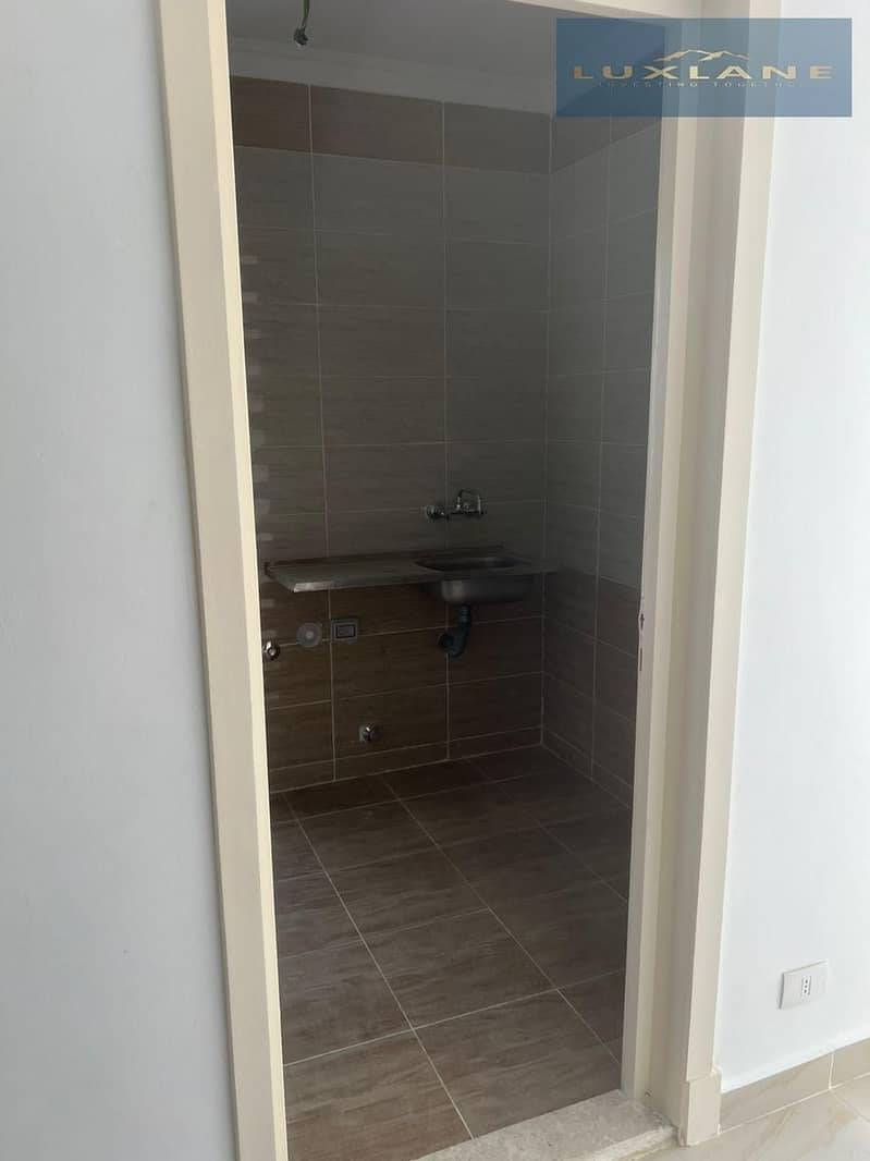 4 IMG-20251122-WA0040. jpg