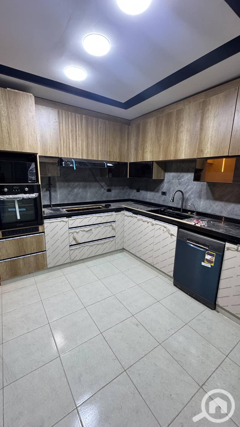 13 WhatsApp Image 2025-11-24 at 10.33. 37 PM. jpeg