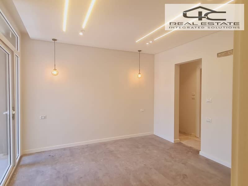 8 WhatsApp Image 2025-11-24 at 5.40. 20 PM (1). jpeg