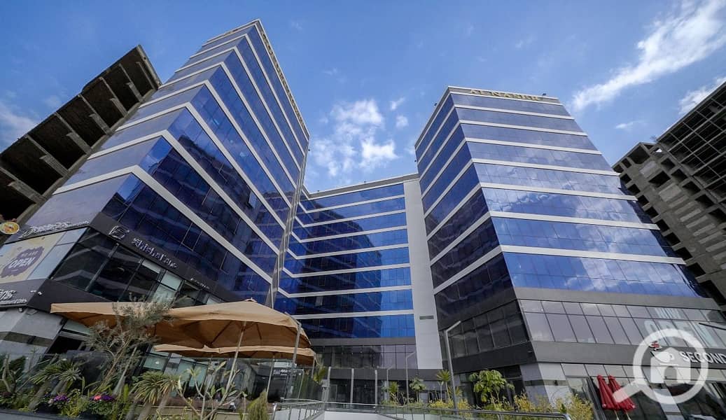 6 WhatsApp Image 2025-11-25 at 13.28. 04 (1). jpeg