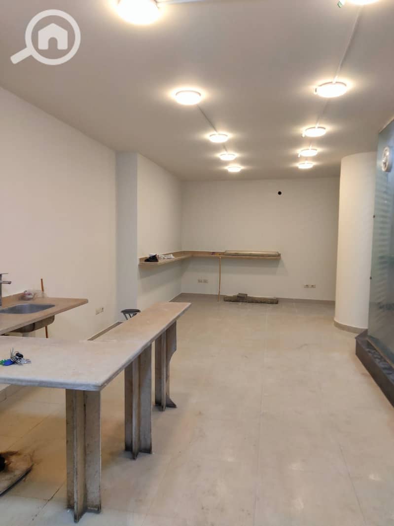 e14db4b6-87ba-4e18-ad5b-4f5e7108b3e9. jpg