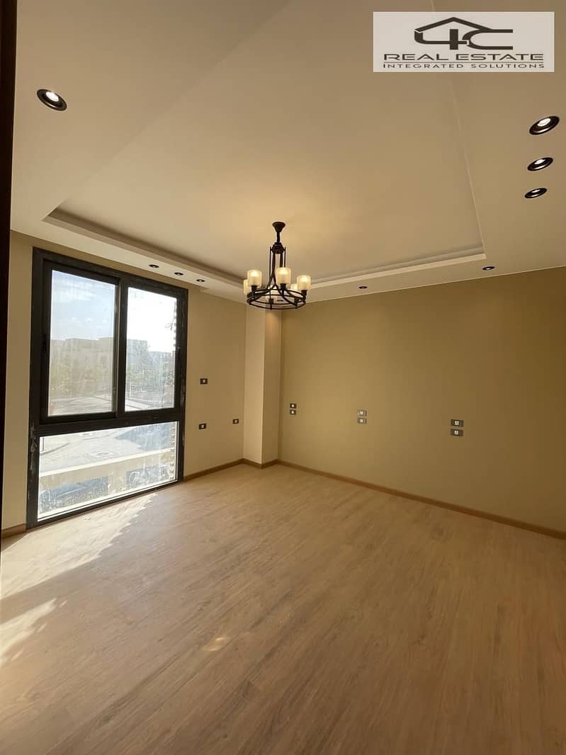 7 WhatsApp Image 2025-11-23 at 9.23. 45 PM (1). jpeg