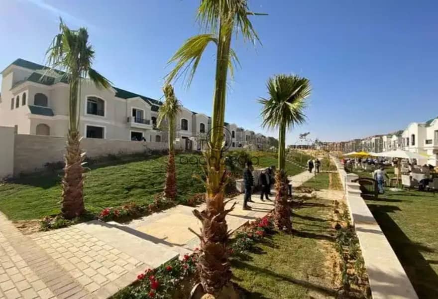 2 43be5883-974a-4500-8f92-a7be09537301. jpg