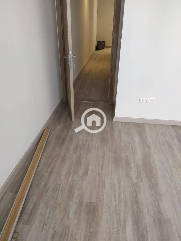 3 WhatsApp Image 2025-11-24 at 15.12. 24 (1). jpeg