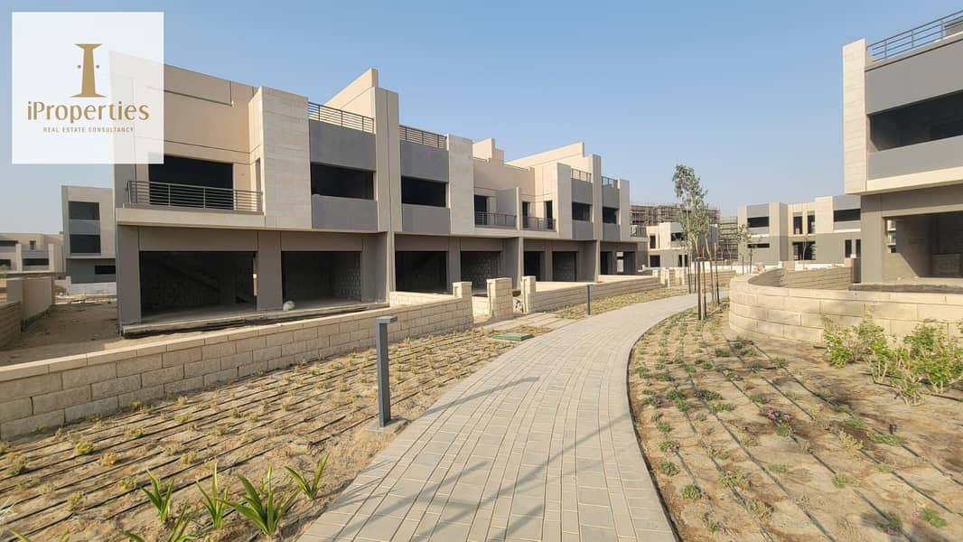 3 bdfee2ea-2642-49c5-ba8c-d02140a20670. jpg