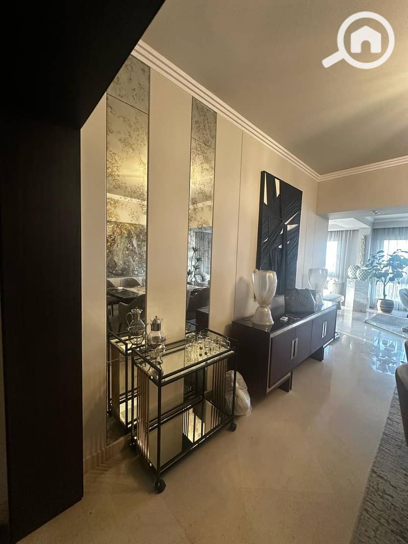 8 7fa1b95f-61d4-466b-9418-3db6f8b6052c. jpg