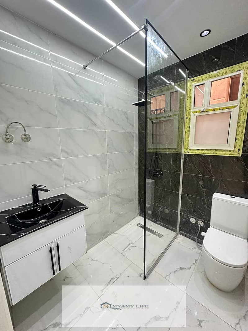 2 WhatsApp Image 2025-11-24 at 2.03. 40 PM. jpeg