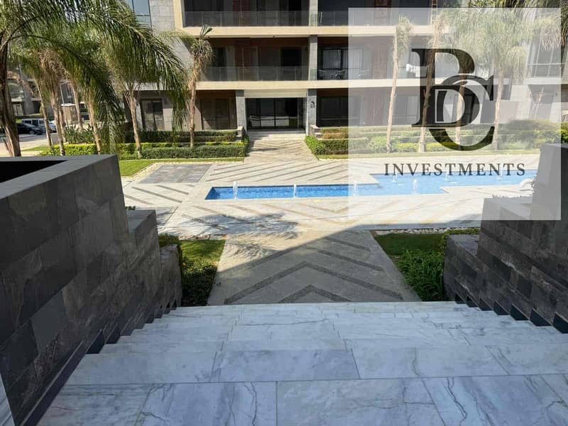 4 697ca18d-31f0-44f3-877b-9510085f8307. jpg