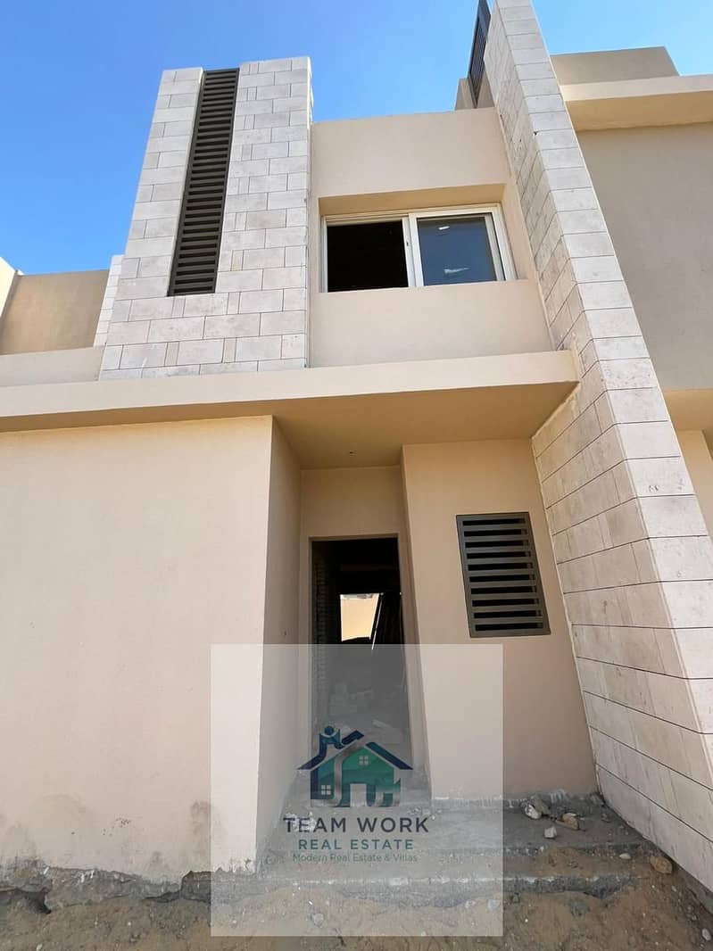 6 c2913206-06d0-455e-9dc7-04015cb645c9. jpg