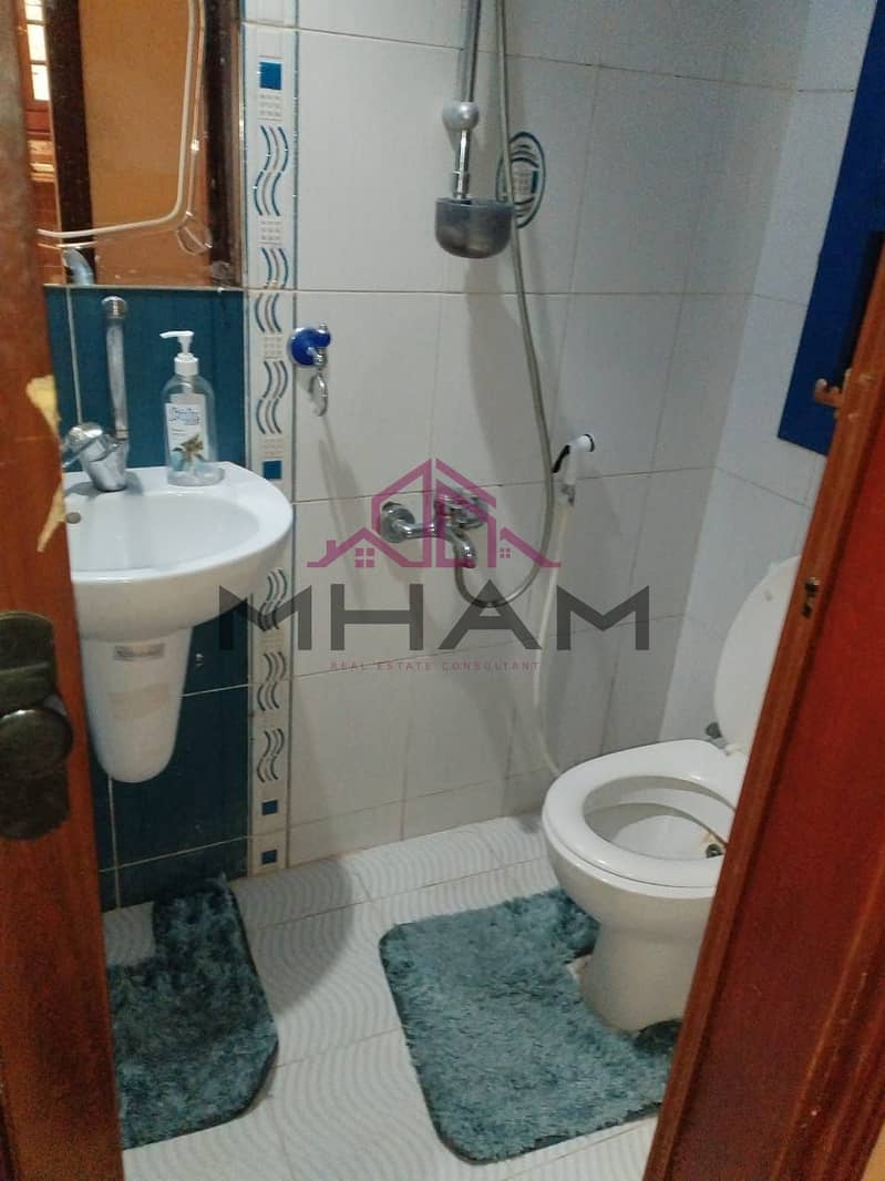 3 photo_5846038278065294297_y. jpg