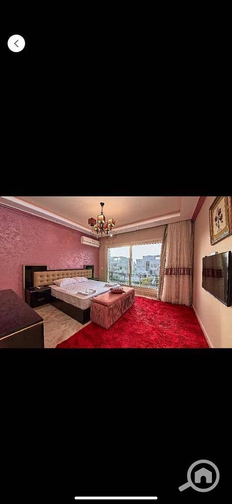 21 e503a02f-7874-4cb3-a8b9-ec5b117fec95. jpeg