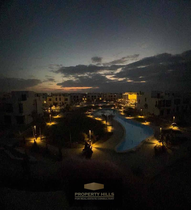 ef4ba434-1e16-4e4d-9233-bf6a10ef0785. jpg