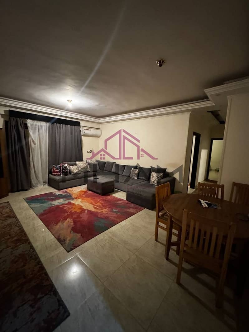 2 photo_5848162972616821681_y. jpg