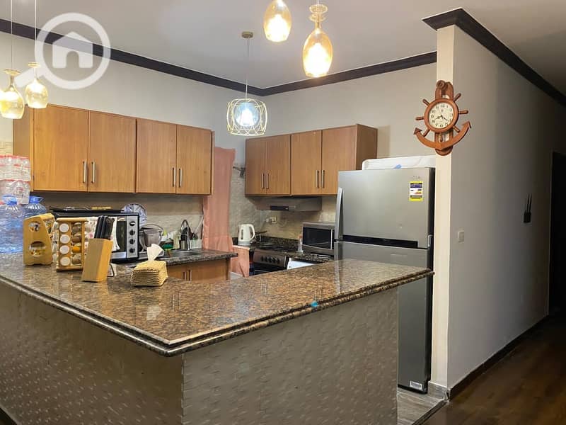 5 3e4312f2-bf59-4dda-90f2-bd3e45ff769c. jpeg