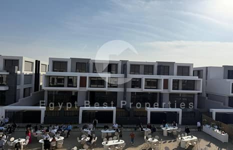 تاون هاوس 4 غرف نوم للبيع في القاهرة الجديدة، القاهرة - IMG-20241124-WA0069. jpg