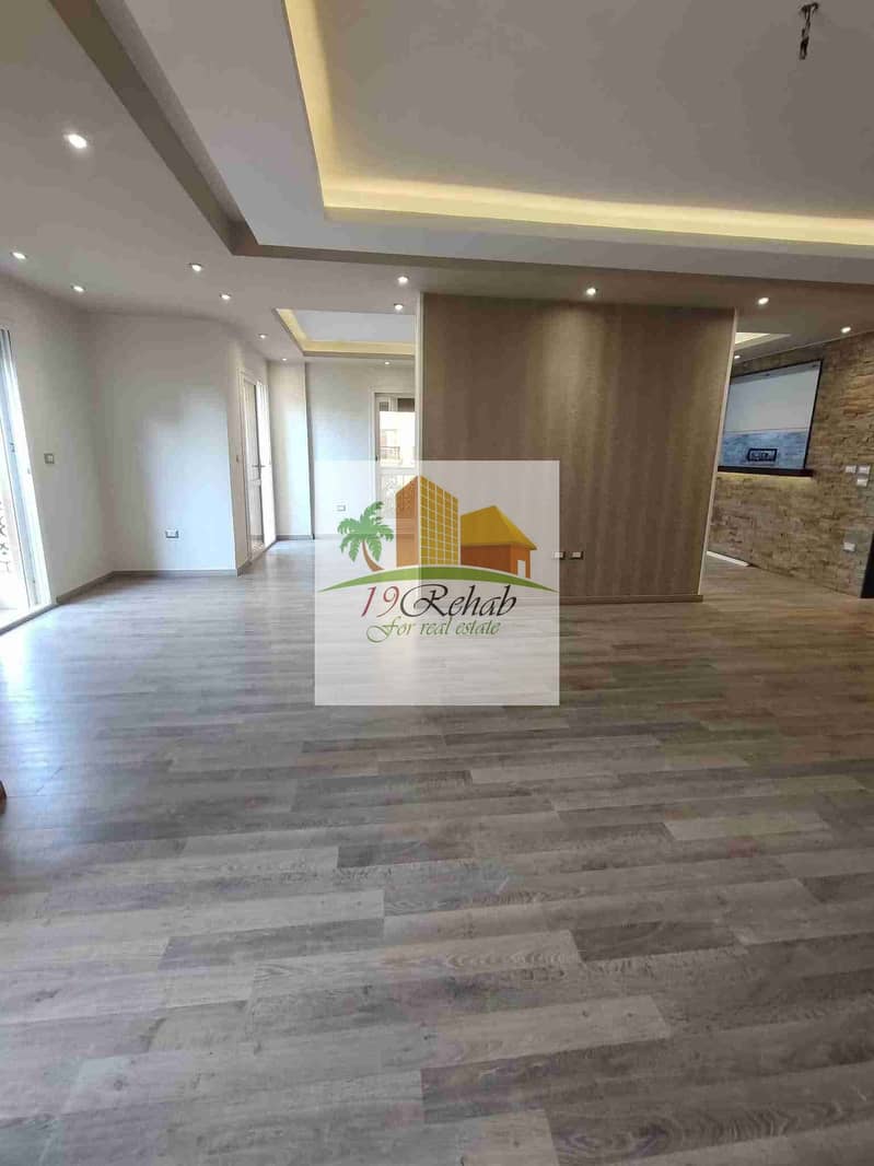 2 056bc99d-8285-4eef-8cfe-d724d686d360-1_all_215862. jpg