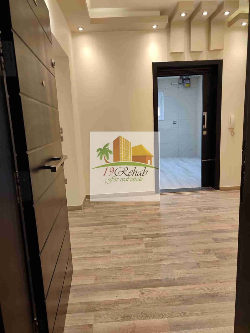 3 056bc99d-8285-4eef-8cfe-d724d686d360-1_all_215863. jpg