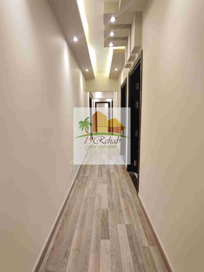 9 056bc99d-8285-4eef-8cfe-d724d686d360-1_all_215869. jpg