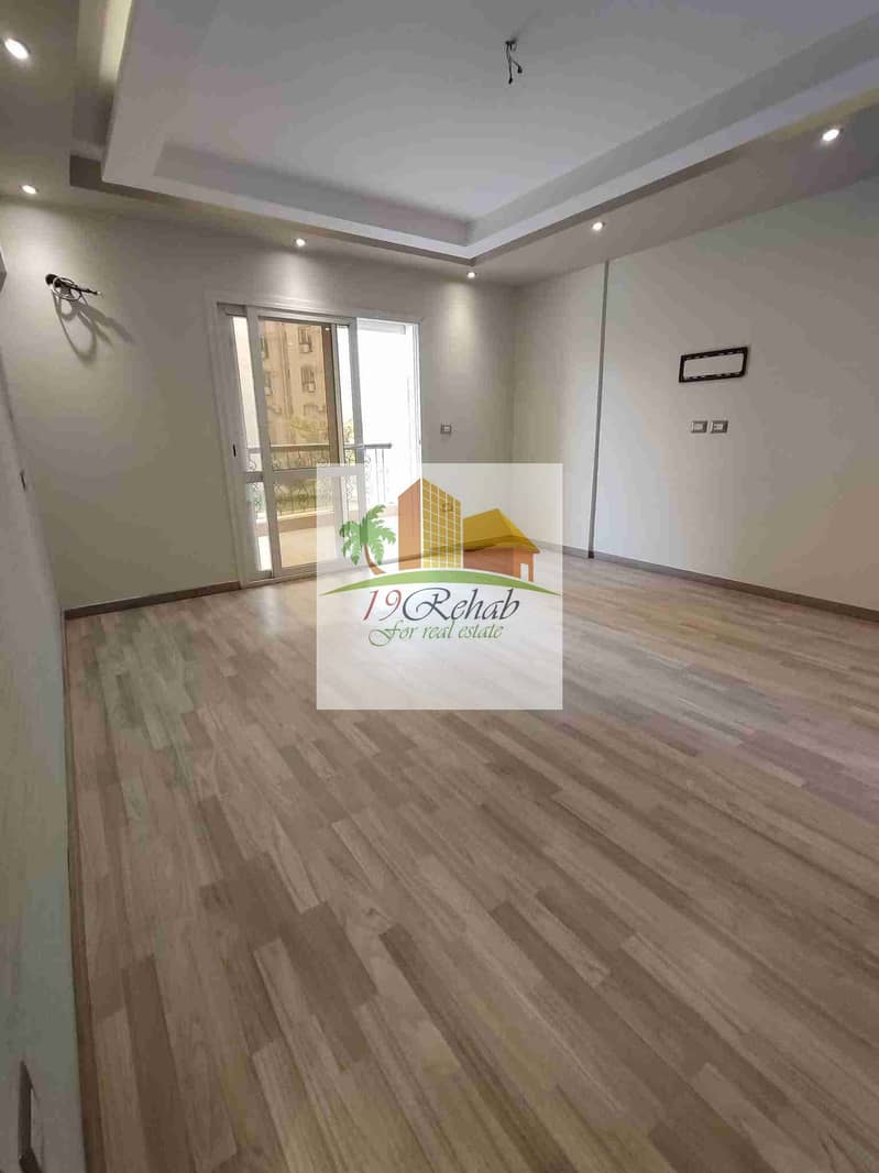 19 056bc99d-8285-4eef-8cfe-d724d686d360-1_all_215844. jpg