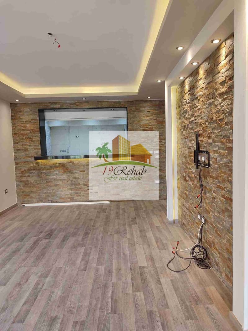 29 056bc99d-8285-4eef-8cfe-d724d686d360-1_all_215847. jpg